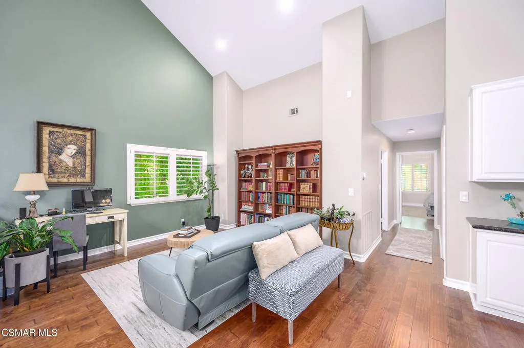 5567 Spring Hill Court, Westlake Village, California 91362 home-pic-28