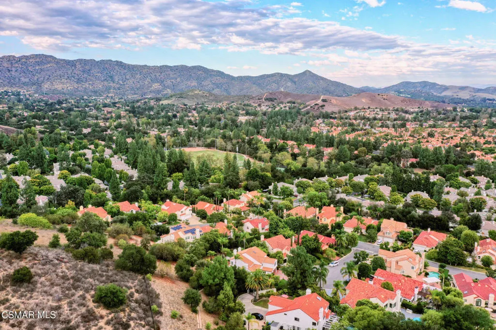 5567 Spring Hill Court, Westlake Village, California 91362 home-pic-53
