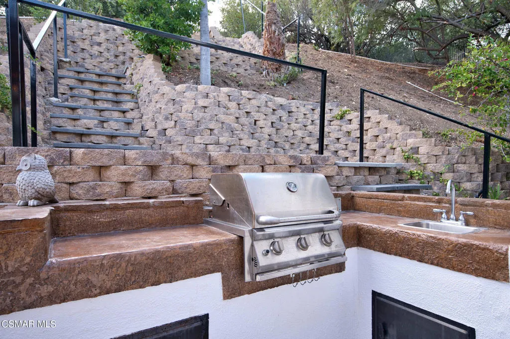 5567 Spring Hill Court, Westlake Village, California 91362 home-pic-46