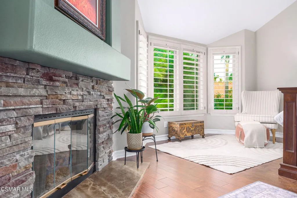 5567 Spring Hill Court, Westlake Village, California 91362 home-pic-37