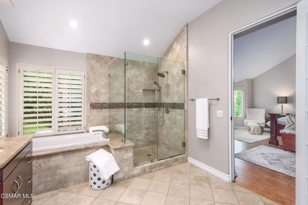 5567 Spring Hill Court, Westlake Village, California 91362 home-pic-39