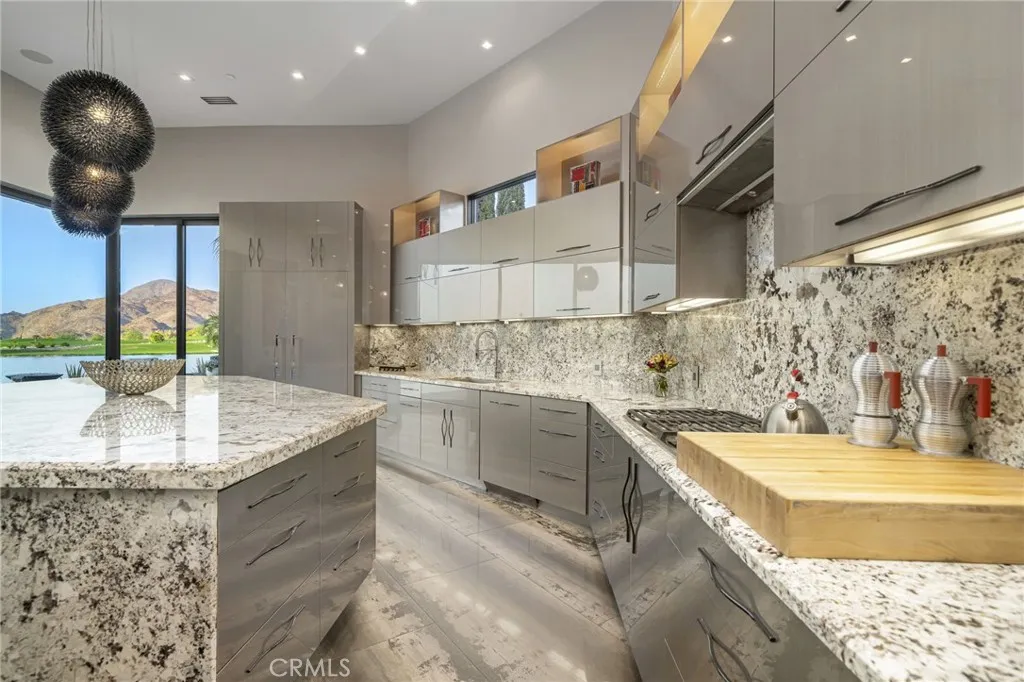 49967 Ridge View Way, Palm Desert, California 92260 home-pic-24