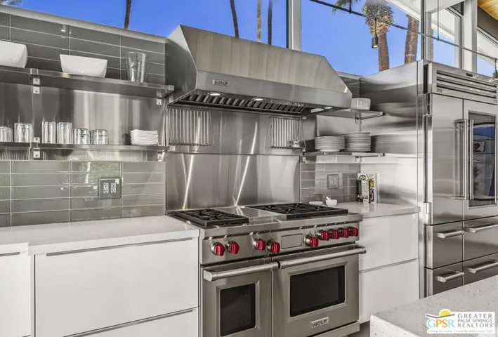 963 N Via Monte Vista, Palm Springs, California 92262