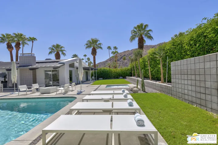 963 N Via Monte Vista, Palm Springs, California 92262