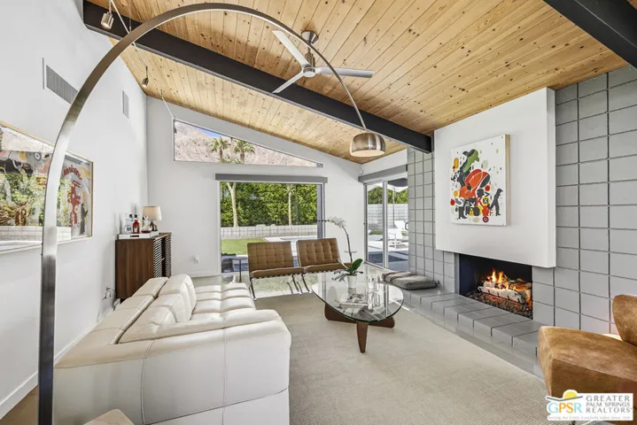 963 N Via Monte Vista, Palm Springs, California 92262