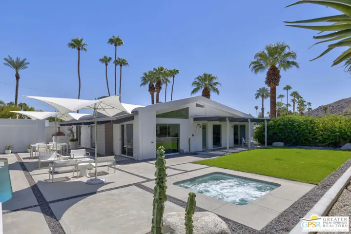 963 N Via Monte Vista, Palm Springs, California 92262