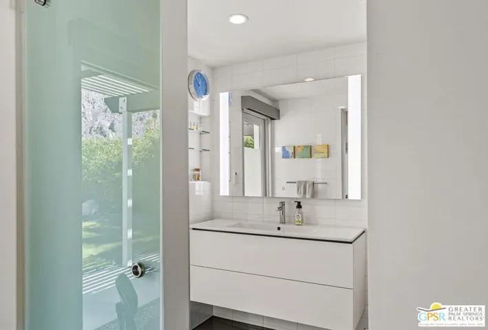 963 N Via Monte Vista, Palm Springs, California 92262