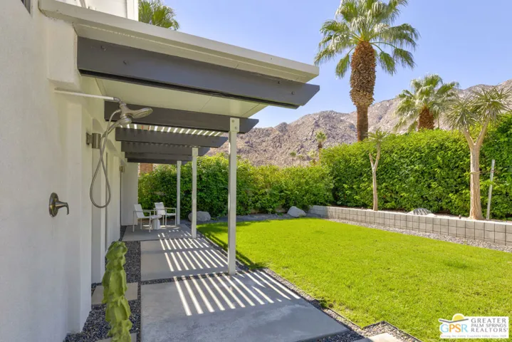 963 N Via Monte Vista, Palm Springs, California 92262