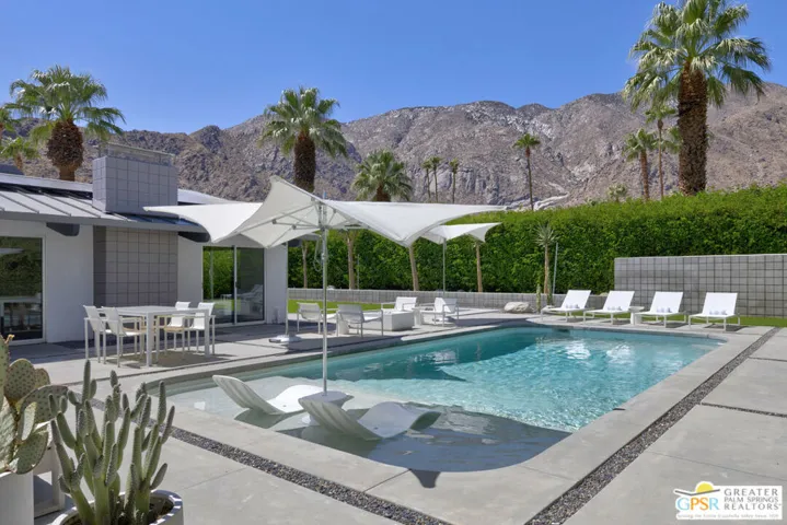 963 N Via Monte Vista, Palm Springs, California 92262