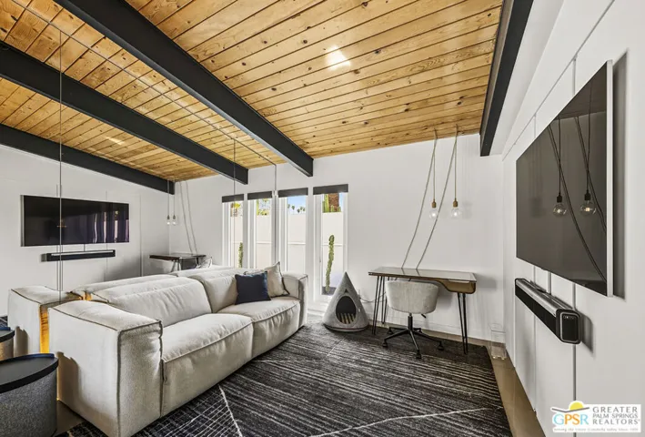 963 N Via Monte Vista, Palm Springs, California 92262