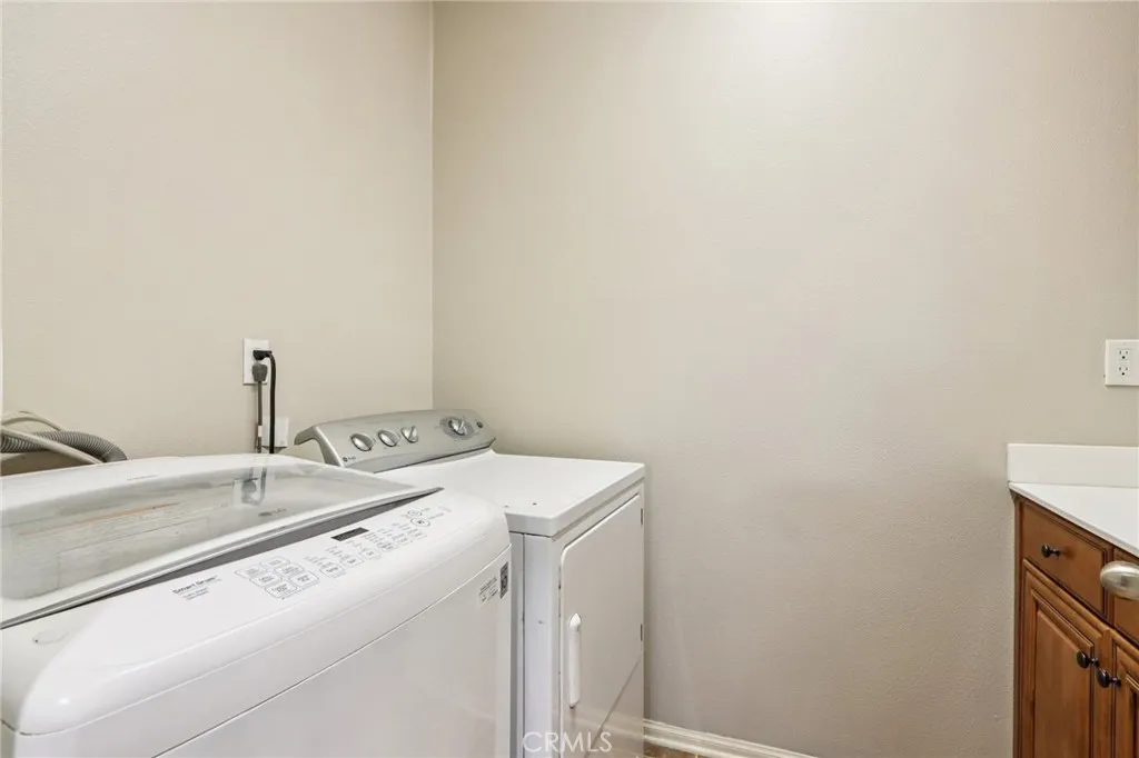 34213 Clovis Way, Wildomar, California 92595 home-pic-31