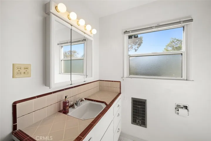 1304 Sydney Street, San Luis Obispo, California 93401