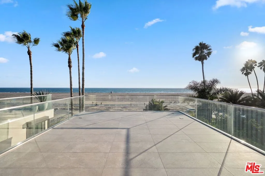 938 Palisades Beach Road, Santa Monica, California 90403 home-pic-34