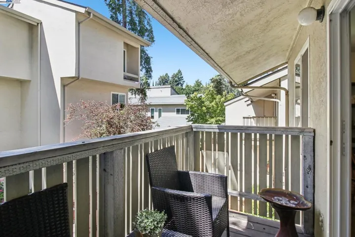 2716 Oak Rd 117, Walnut Creek, California 94597
