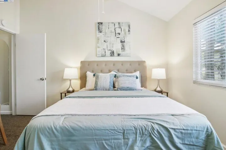 2716 Oak Rd 117, Walnut Creek, California 94597