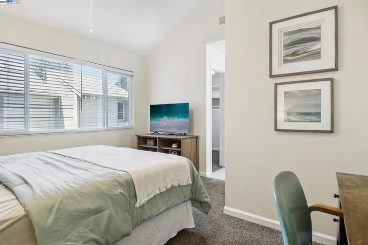 2716 Oak Rd 117, Walnut Creek, California 94597