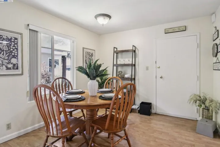 2716 Oak Rd 117, Walnut Creek, California 94597