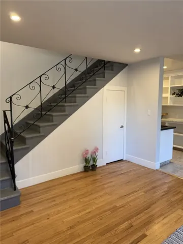 10602 Landale Street, Toluca Lake, California 91602