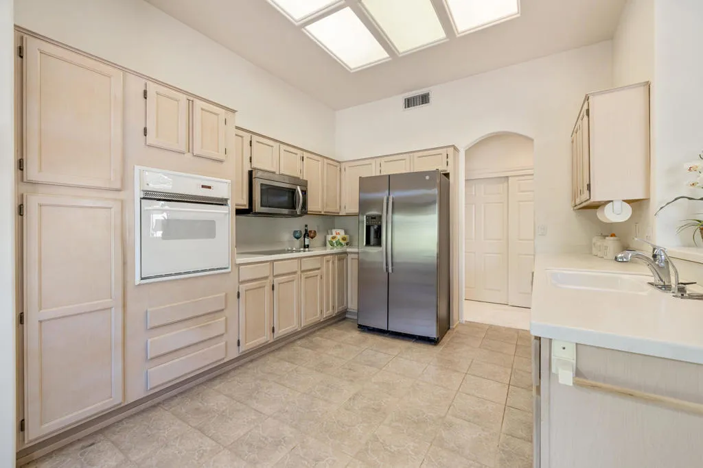78302 Silver Sage Drive, Palm Desert, California 92211 home-pic-17