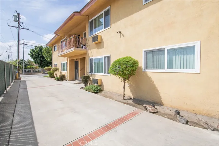 3245 Live Oak Street, Huntington Park, California 90255