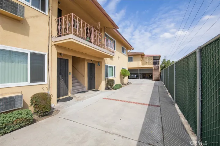 3245 Live Oak Street, Huntington Park, California 90255