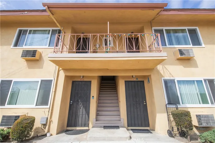 3245 Live Oak Street, Huntington Park, California 90255