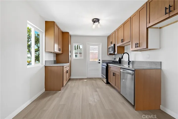 1824 Silva, Long Beach, California 90807
