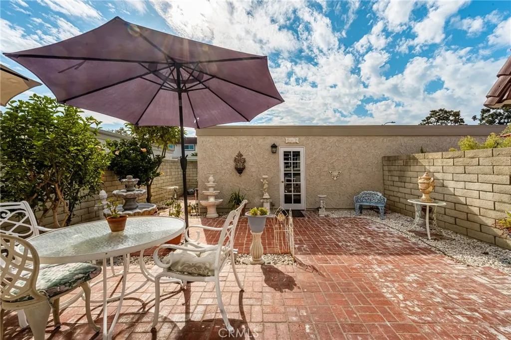 6837 Amelia, Cypress, California 90630 home-pic-23
