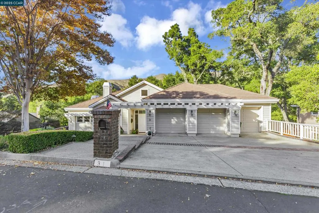 31 Merrill Cir S, Moraga, California 94556 home-pic-49