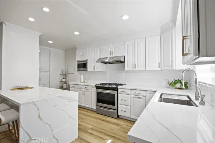 15813 Lonecrest Drive, Hacienda Heights, California 91745