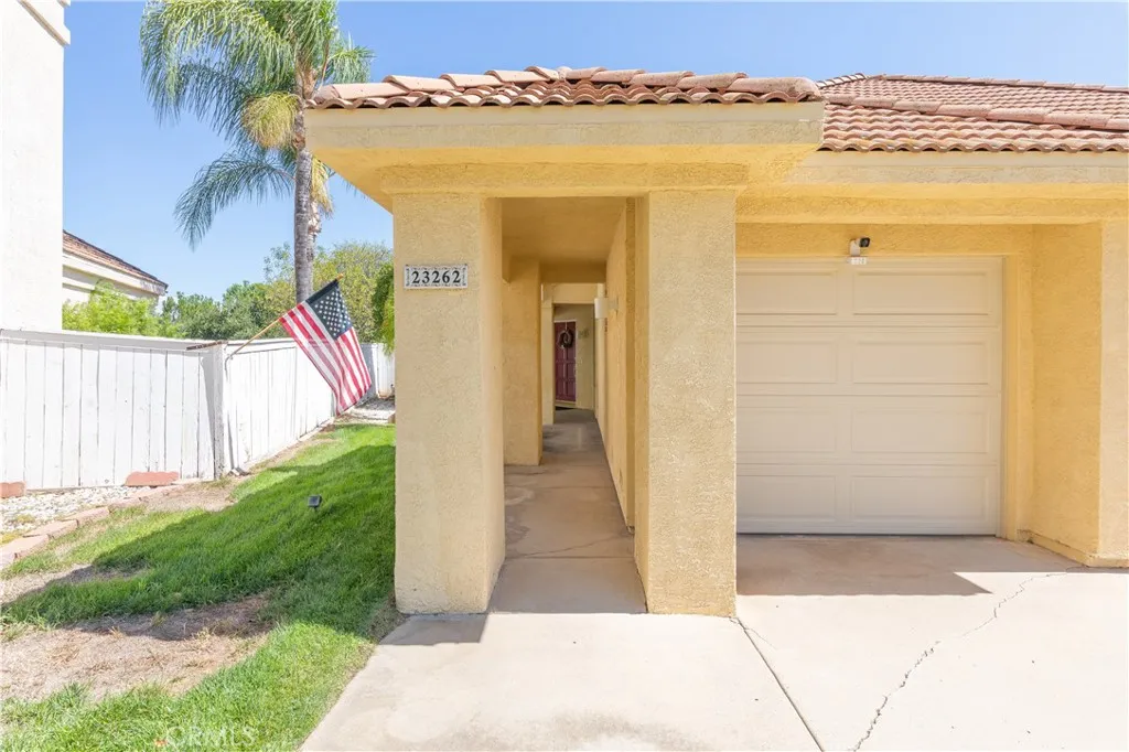 23262 23262 Joaquin Ridge, Murrieta, California 92562 home-pic-5