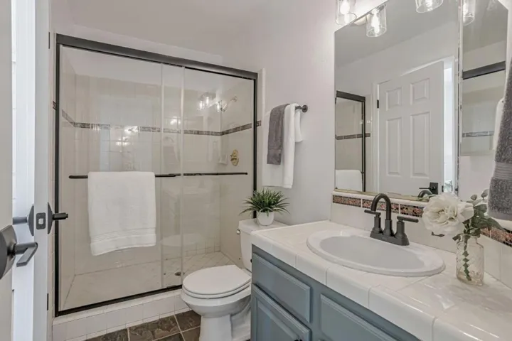 Downstairs full bath