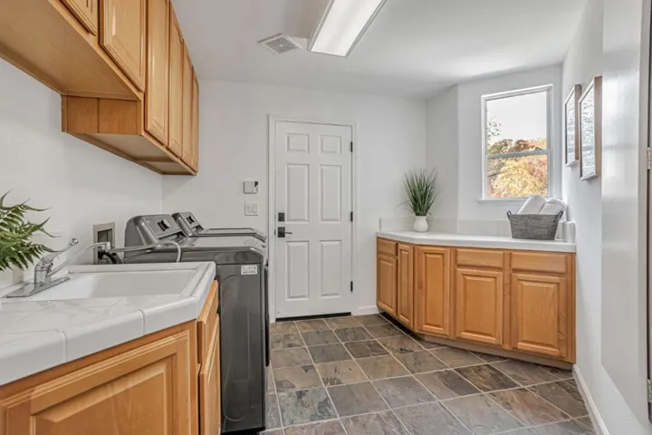 Laundry/Mud Room with door to garage