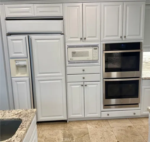 Built in Refrig, Double Ovens & Microwave
