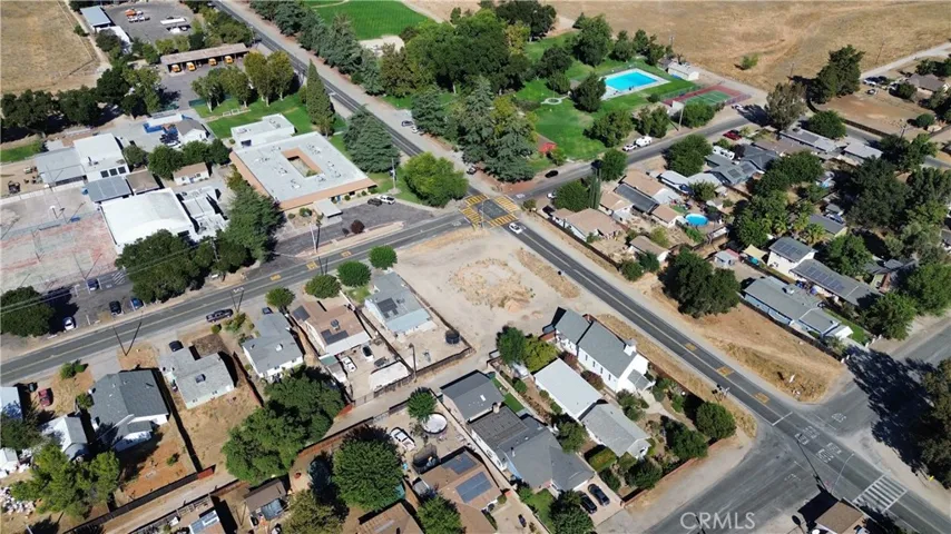 1 St Street, Shandon, California 93461