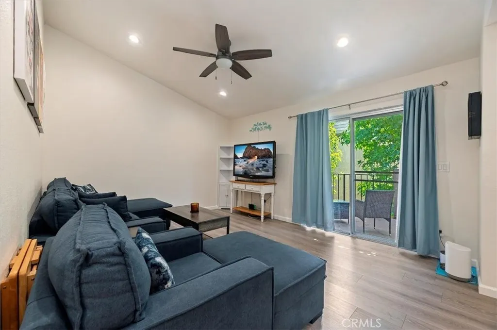 4201 W 5th 314, Santa Ana, California 92703 home-pic-8