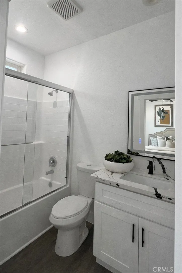 8746 W Avenue D4, Lancaster, California 93536 home-pic-18