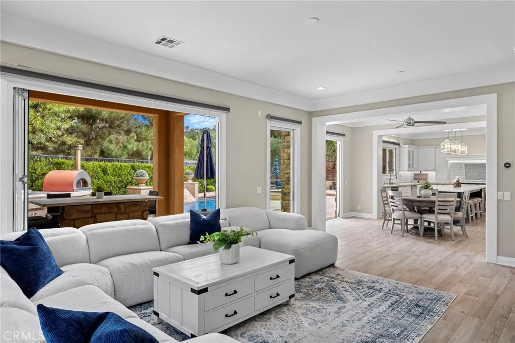 6 Pistoria, Ladera Ranch, California 92694 home-pic-23
