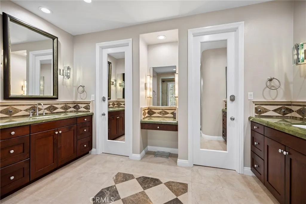 6 Pistoria, Ladera Ranch, California 92694 home-pic-36