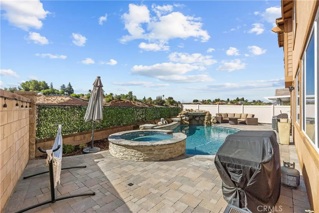 30631 Mulberry Court, Temecula, California 92591 home-pic-40