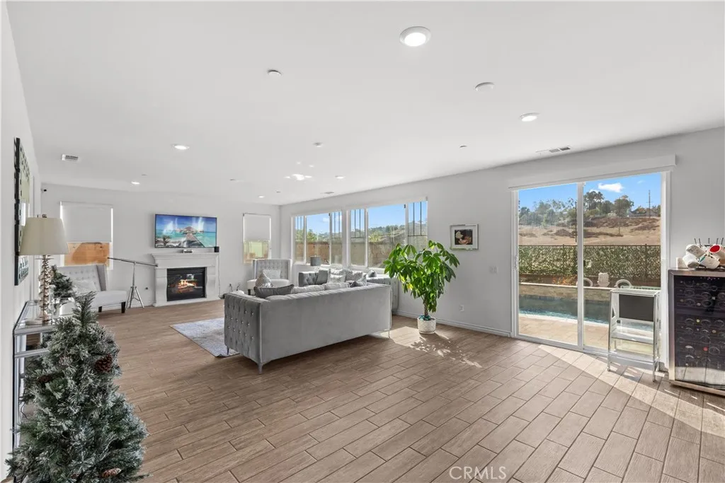 30631 Mulberry Court, Temecula, California 92591 home-pic-11