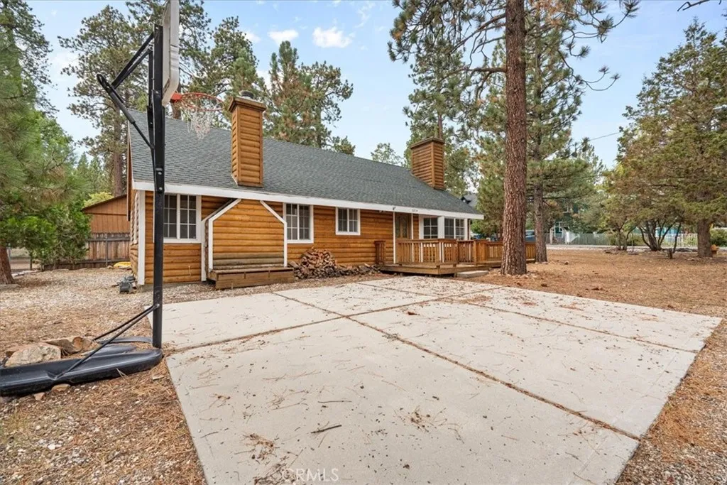713 Los Angeles Avenue, Sugarloaf, California 92386 home-pic-24