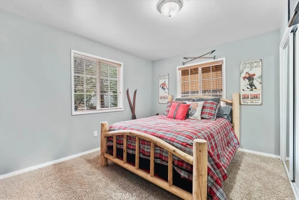 713 Los Angeles Avenue, Sugarloaf, California 92386 home-pic-14