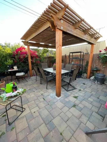 3499 E Bayshore Road, Redwood City, California 94063