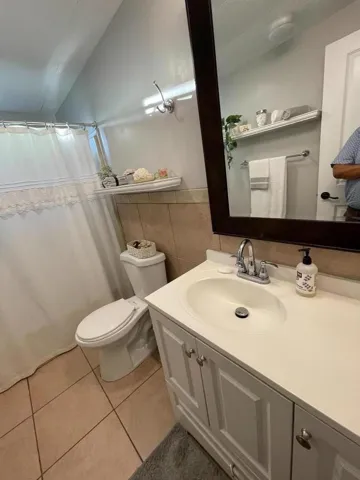 3499 E Bayshore Road, Redwood City, California 94063