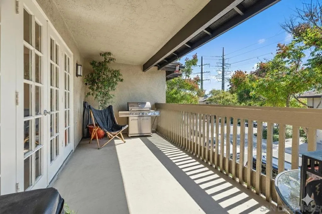 6028 Gaines St, San Diego, California 92110 home-pic-7