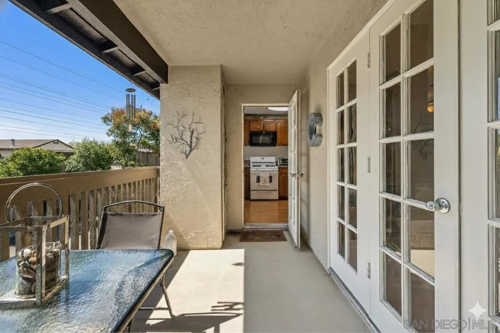 6028 Gaines St, San Diego, California 92110 home-pic-8