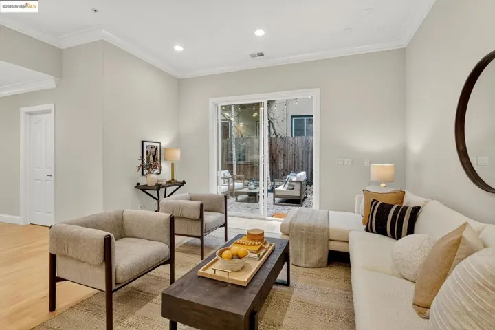 5555 Moraga Ave, Oakland, California 94611