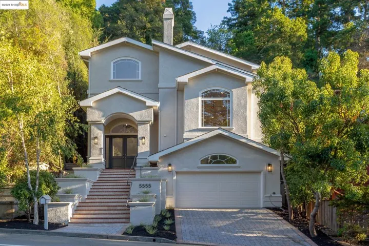 5555 Moraga Ave, Oakland, California 94611