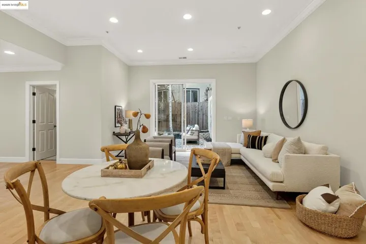 5555 Moraga Ave, Oakland, California 94611